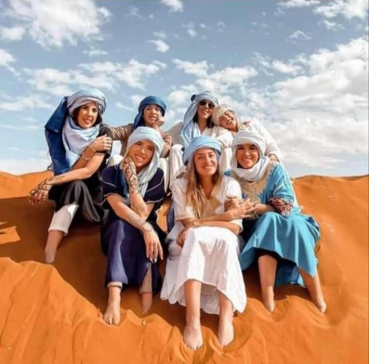Merzouga Luxury Camp Экстерьер фото